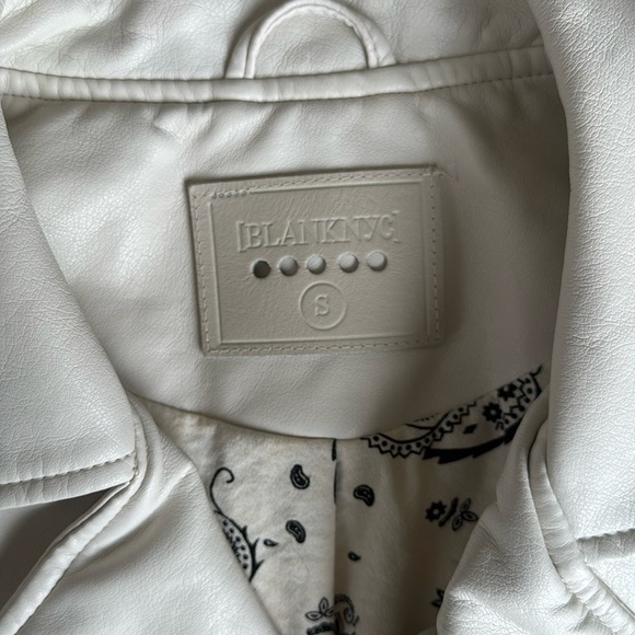 BlankNYC Never Too Much Cream
Moto Jacket Size Small - Picture 4 of 10
